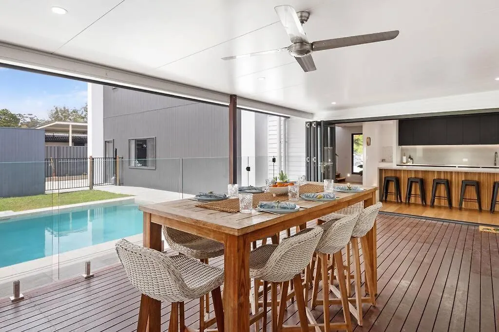 Holiday home Coastal-Country Family Haven In Currumbin Pool Spa Gold Coast