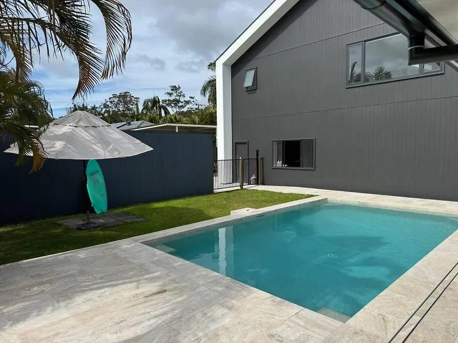 Coastal-Country Family Haven In Currumbin Pool Spa Gold Coast Holiday home