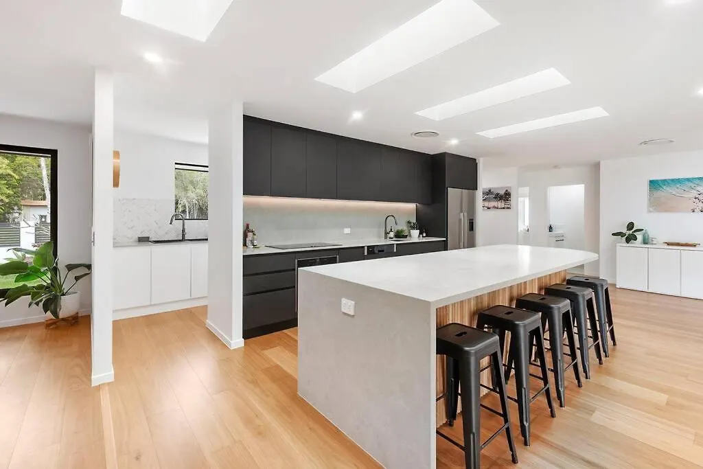 Holiday home Coastal-Country Family Haven In Currumbin Pool Spa Gold Coast
