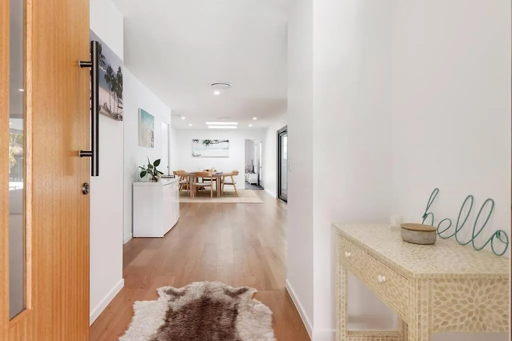 Coastal-Country Family Haven In Currumbin Pool Spa Gold Coast